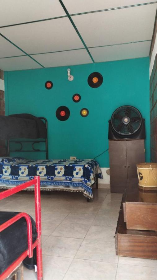 Plaza Hostel Sj 2 살타 외부 사진